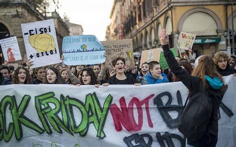 Greta Thunberg Chi La Giovane Attivista Per L Ambiente Che Ha