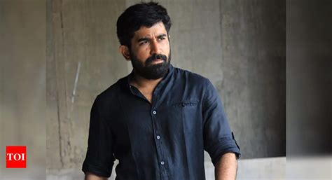 Vijay Antony In Speedboat Accident In Malaysia Suffers Serious