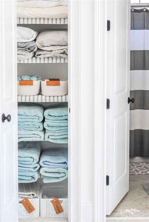 How To Organize Your Linen Closet Efficiently Home Design