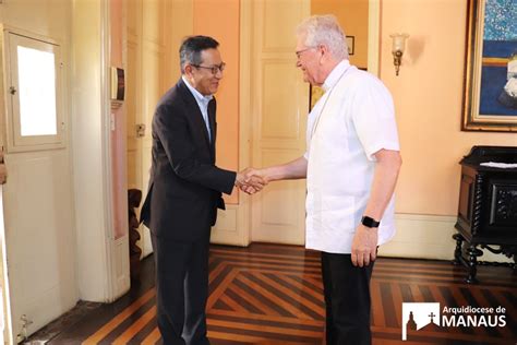 Em visita cordial arcebispo Manaus e cônsul do Japão reafirmam