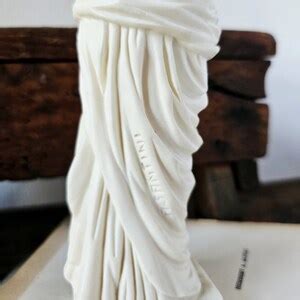 A Santini Sculpture Of Venus De Milo Marble And Alabaster Etsy