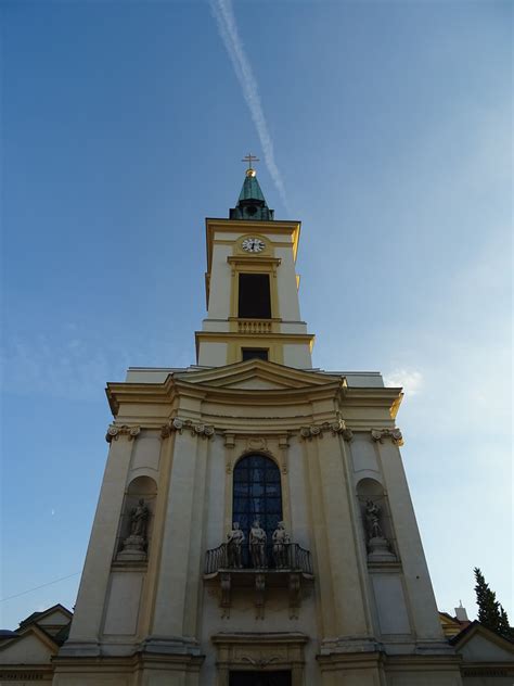 Wien Bezirk Pfarrkirche St Bartholom Us La Chiesa Flickr