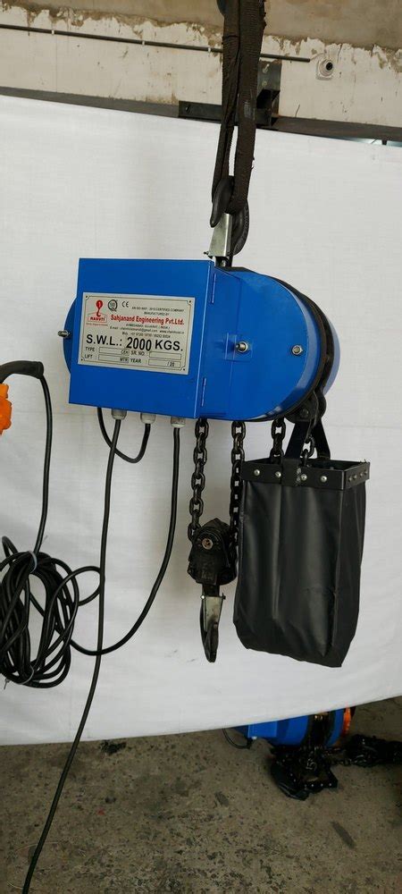 Maruti High Performance Electric Chain Hoist For Industrial Capacity 3 6 Ton At Rs 38000 In