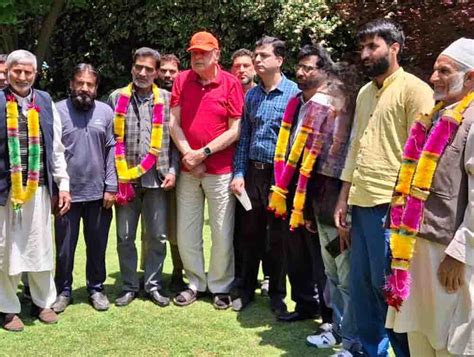 Dr Farooq Abdullah Welcomes Gm Mir Others Into The Party Fold Says