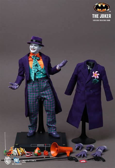 Batman Joker DX Escala Hot Toys Produto Exposto