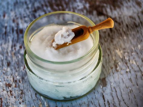 Why you should avoid mineral oil for your skin - Demure Beauty
