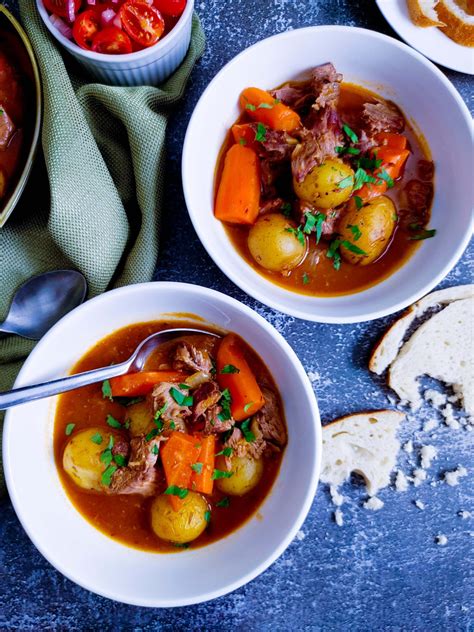 Oven Braised Irish Lamb Stew With Guinness Recipe U Keep Cooking