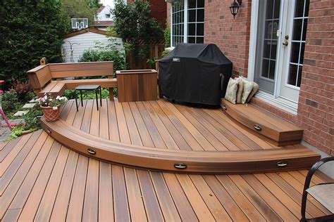 This Curved Low Maintenance Deck Was Built By Hickory Dickory Decks In Ottawa Ontario Patio