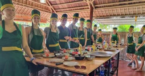 Hoi An Markttour Kochkurs Und Bootsfahrt Getyourguide