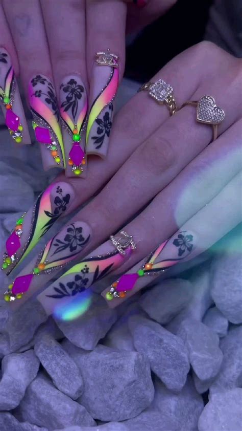 Pin By Bernice Mitchell On Aa Nail Space Dope Nail Designs Nails