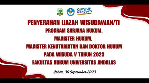 Penyerahan Ijazah Wisudawan Ti Pada Wisuda V Tahun Fakultas Hukum