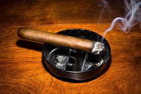 Exploring The Different Cigar Sizes, Shapes and Colors: A Beginner's Guide