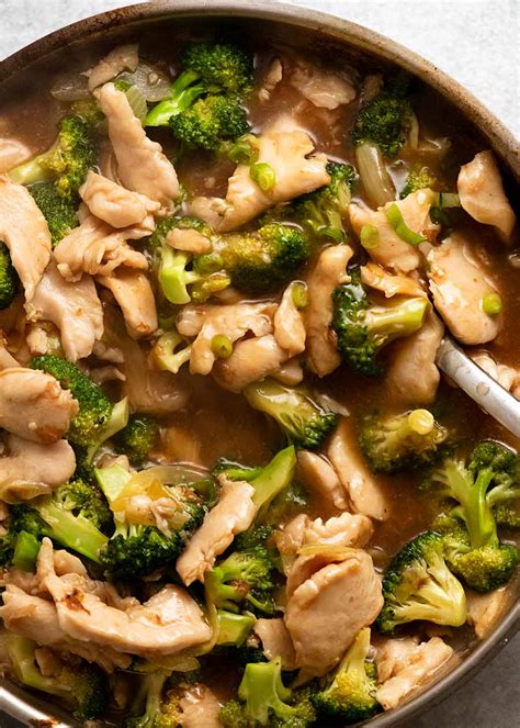 Chicken Broccoli Stir Fry Extra Saucy Recipetin Eats