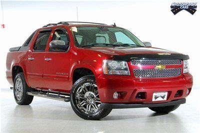 Sell used 04 CHEVY AVALANCHE Z71 W/REGENCY PACKAGE in Indian Orchard ...