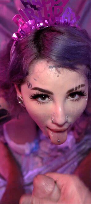 Val Album Screenshot Aed F Fcf Bfa Abd E Porn Pic