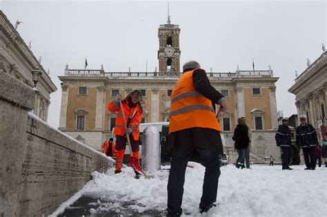 Le Foto Della Neve A Roma Il Post