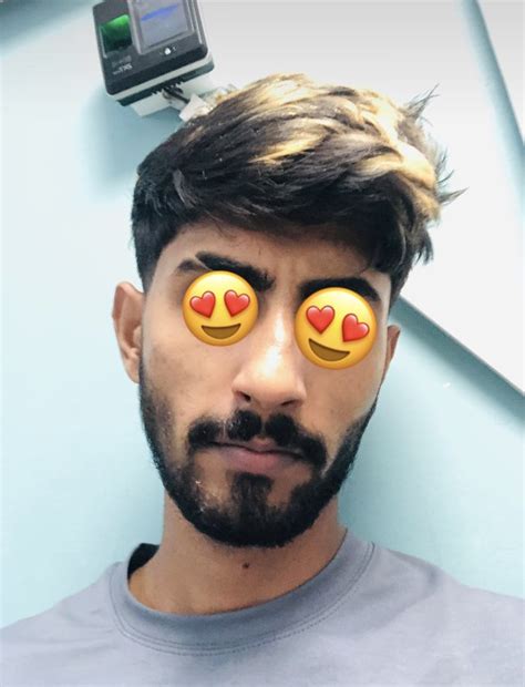 Independent Fuck Any Age Sri Lankan Male Escort In Dubai