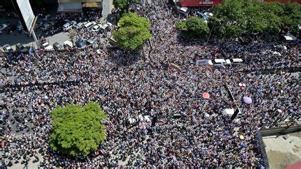 Crise Politique Au Venezuela L Opposition Se Mobilise Dans La Rue