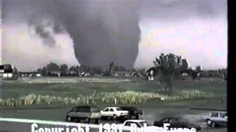 Here's what to know about the deadly Andover, Kansas, tornado in 1991