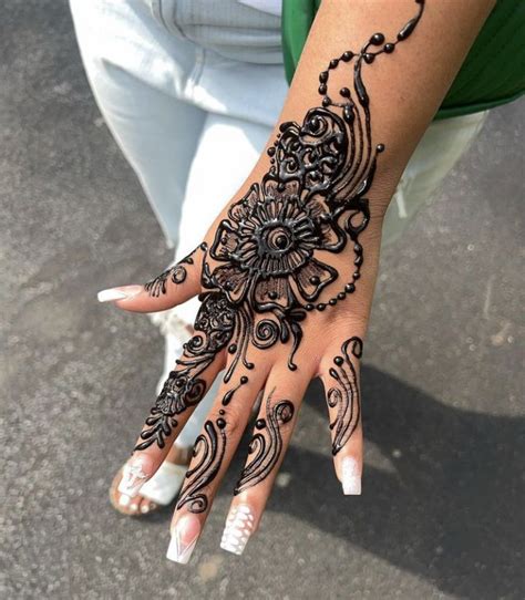 Pin By Y On HENNAA Cute Henna Designs Cute Henna Henna Tattoo