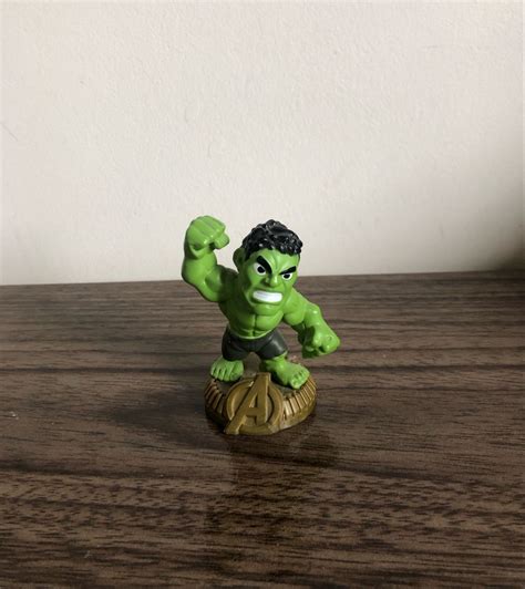 Miniatura Colecionável de Incrível Hulk Brinquedo Marvel Usado