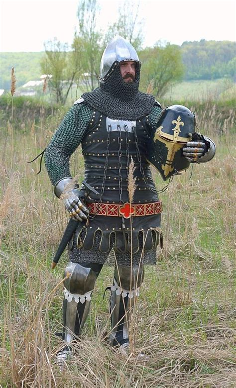 Mid 14th Century Man At Arms Armsandarmor Knight Armor Century