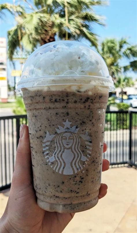 My Honest Review Of The Starbucks Chocolate Java Mint Frappuccino Let S Eat Cake