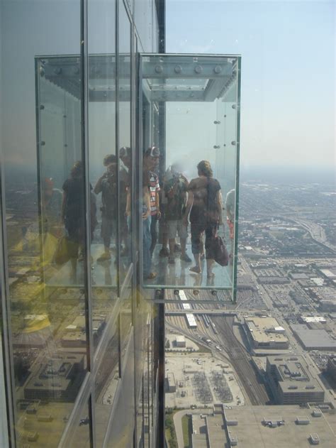 Willis Tower Skydeck Aeworldmap 3 000 Posts