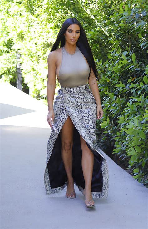 El Color Nude Y Kim Kardashian Una Historia De Amor Que Rompe Barreras