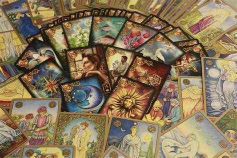 Best Tarot Decks For Beginners Tarot Deck Types List