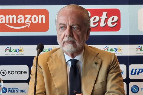 Napoli De Laurentiis Per Il Nuovo Allenatore Lista Di 40 Nomi Su