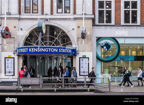 High street kensington tube station hi-res stock photography and images ...