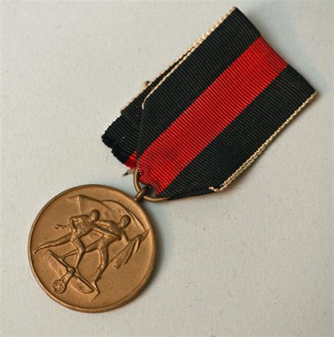 Regimentals German Wwii Entry Into Czechoslovakia Medal