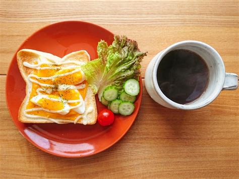 半熟ゆで卵とチェダーチーズトースト【朝食レシピ】 おうちごはんストーリー