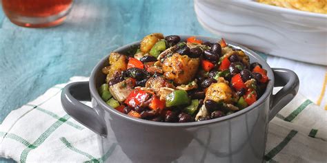 Ensalada De Habichuelas Negras Con Plátanos Maduros Y Tocineta