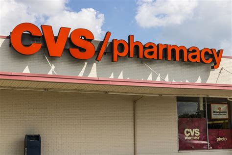 Cvs Will Close 900 Stores In The Next Three Years Usa News Mallscom