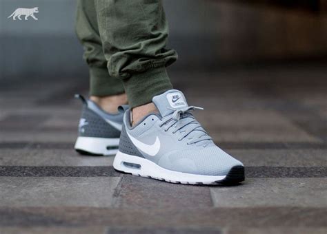 Nike Air Max Tavas Wolf Grey White Cool Grey White