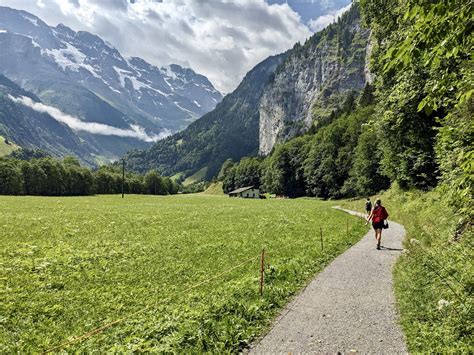 Lauterbrunnen Valley, Switzerland: Hiking Gimmelwald and Mürren