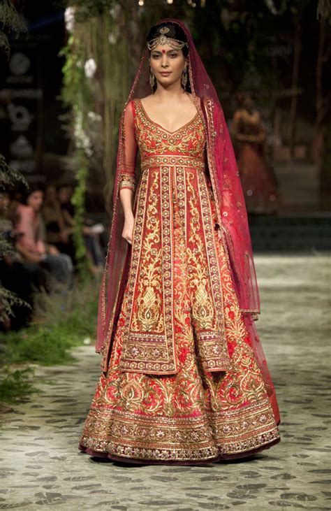 Tarun Tahiliani Couture Collection 2012