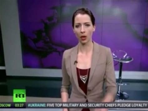 Russian Tv Host Who Slammed Moscow Says She Wont Go To Crimea Wbur