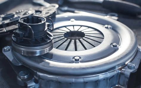 How To Diagnose A Worn Clutch