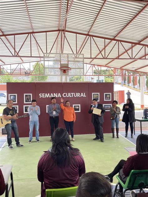 En La Escuela Secundaria Técnica 206 Oyamel De La Comunidad De San Mateo Capulhu Estado De México