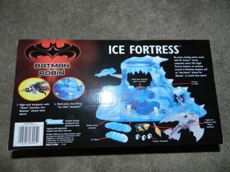 Vintage 1996 Kenner Hasbro Batman Robin Ice Fortress Action Figure