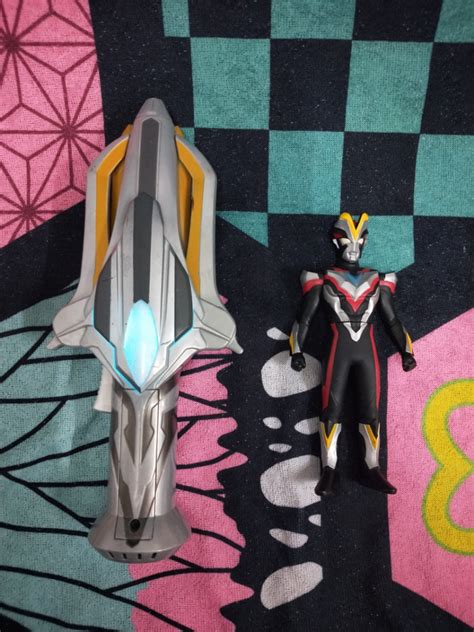 DX Ultraman Ginga Ginga Spark With Ultraman Victory Spark Doll