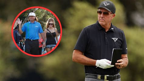 Phil Mickelson Accused Of Sharing Inappropriate Photo To Pat Perez S