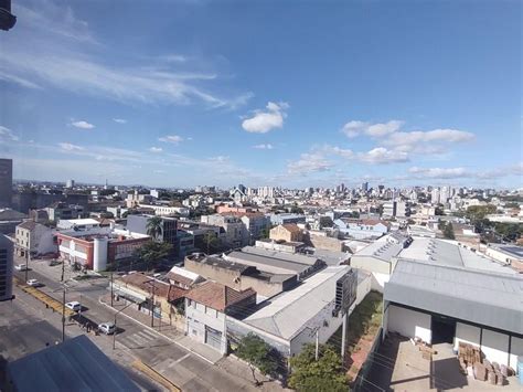 Apartamento na Rua Quintino Bandeira 166 São Geraldo em Porto Alegre