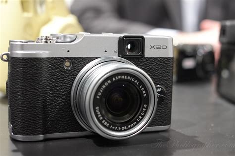 First Impressions: Fujifilm X20 - The Phoblographer