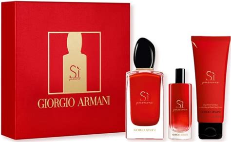 Coffret Noël Sì Passione Eau De Parfum 100 Ml Lait Corps Vaporisateur Voyage Giorgio