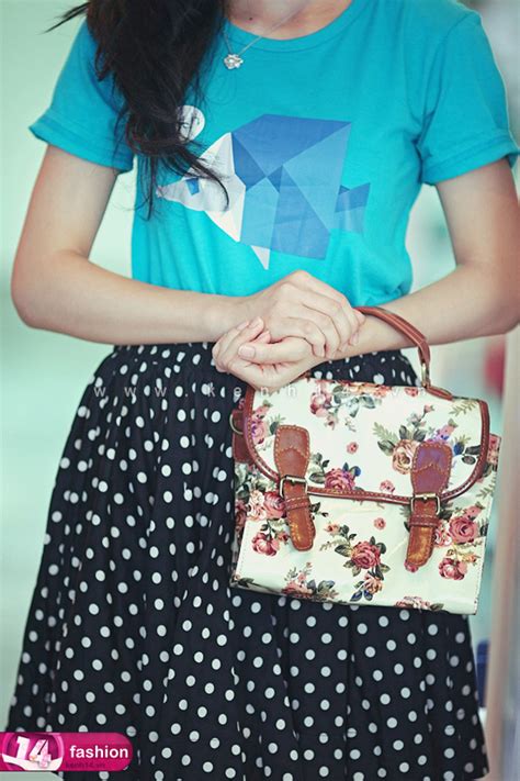 Ngày mới năng động cùng hot girl Châu Sha