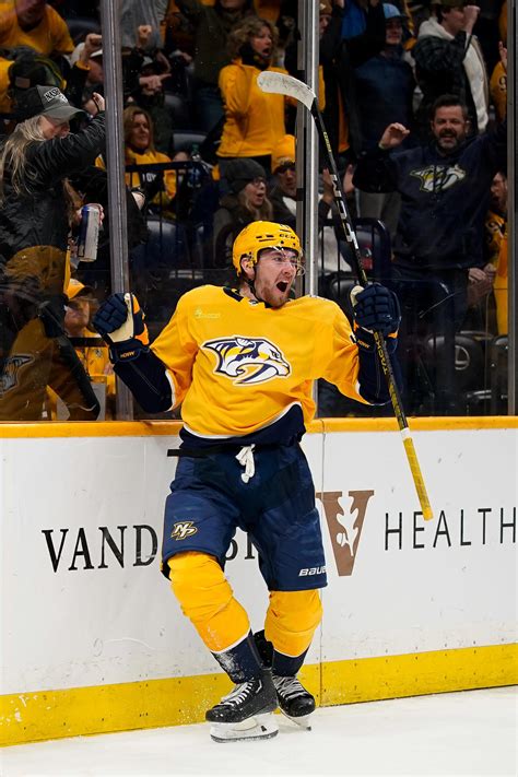 Watch Nashville Predators Score Two Goals In Eight Seconds Tying